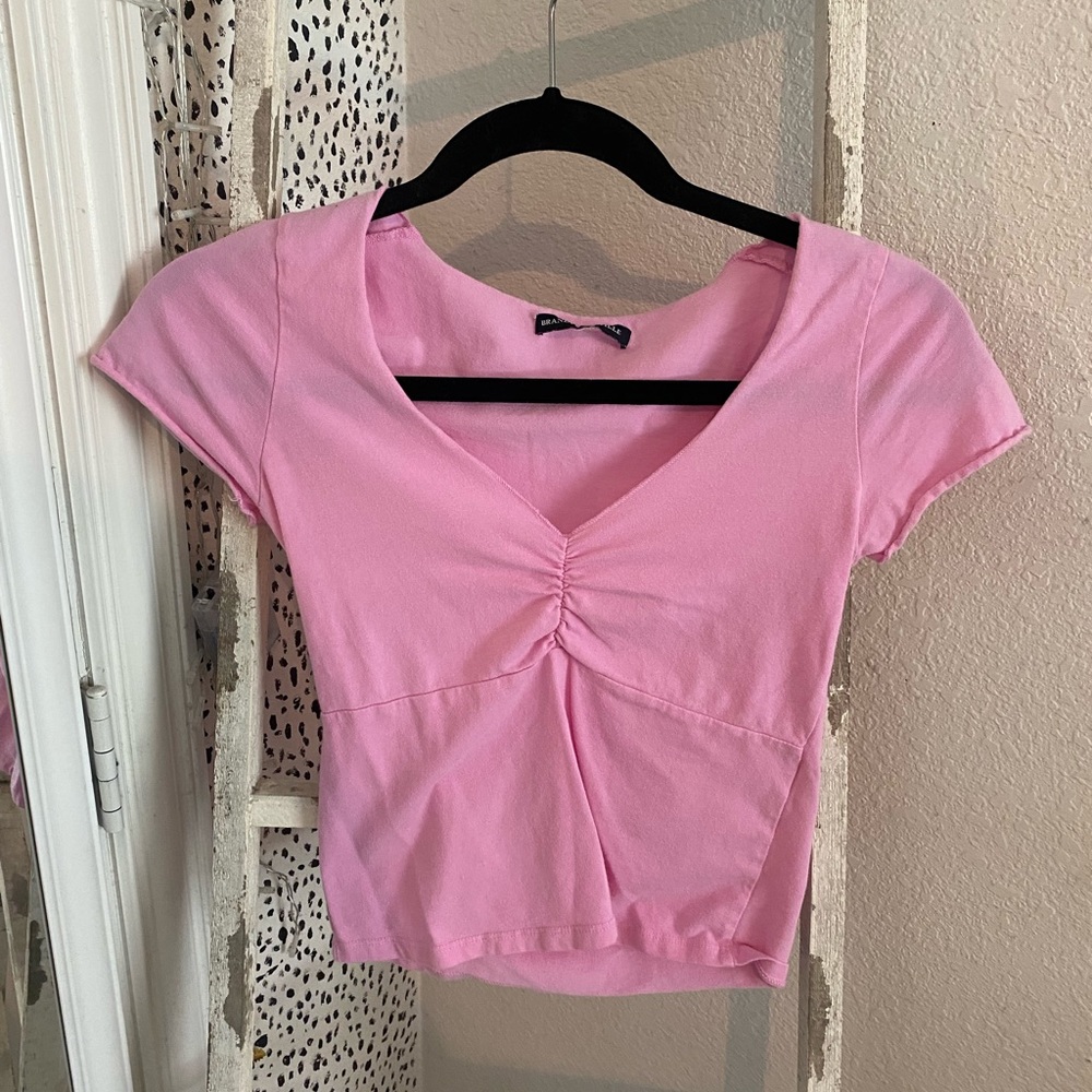 BRANDY MELVILLE LIGHT PINK GINA TOP